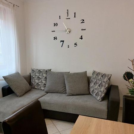 Apartmancentrum Дьюла Экстерьер фото
