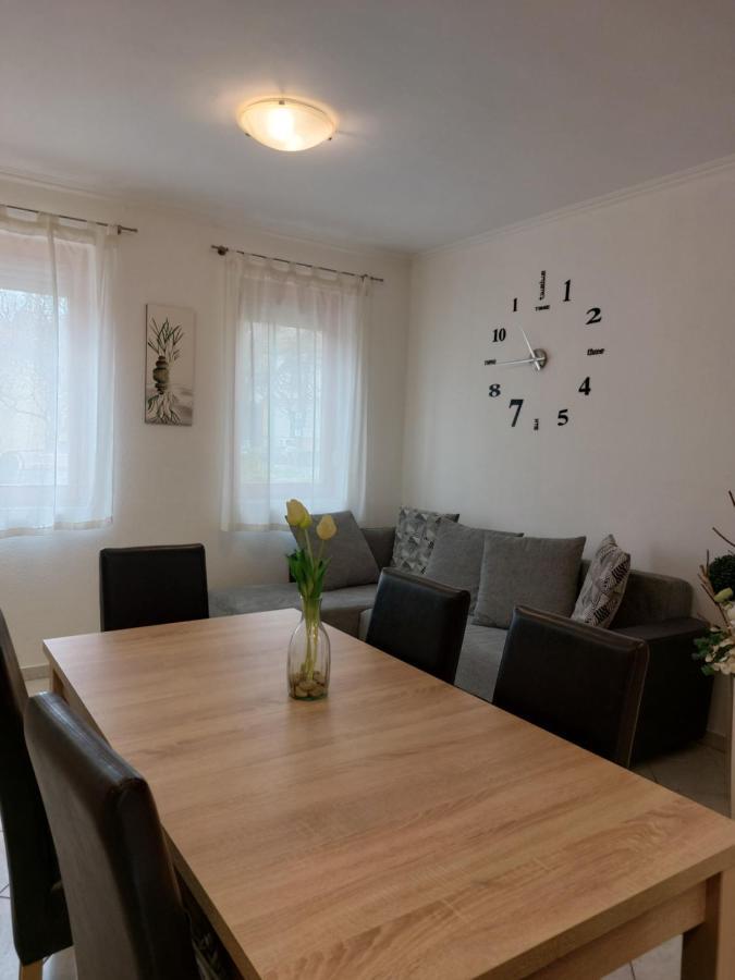 Apartmancentrum Дьюла Экстерьер фото